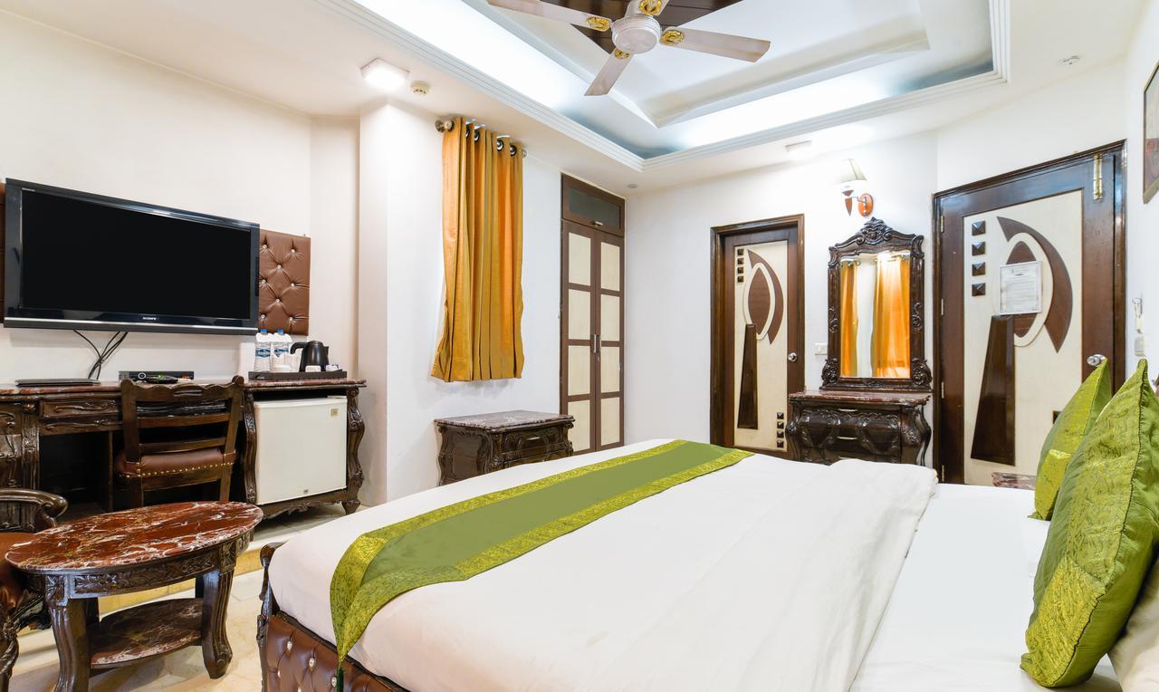 Hotel Baljeet Lodge New Delhi Ngoại thất bức ảnh