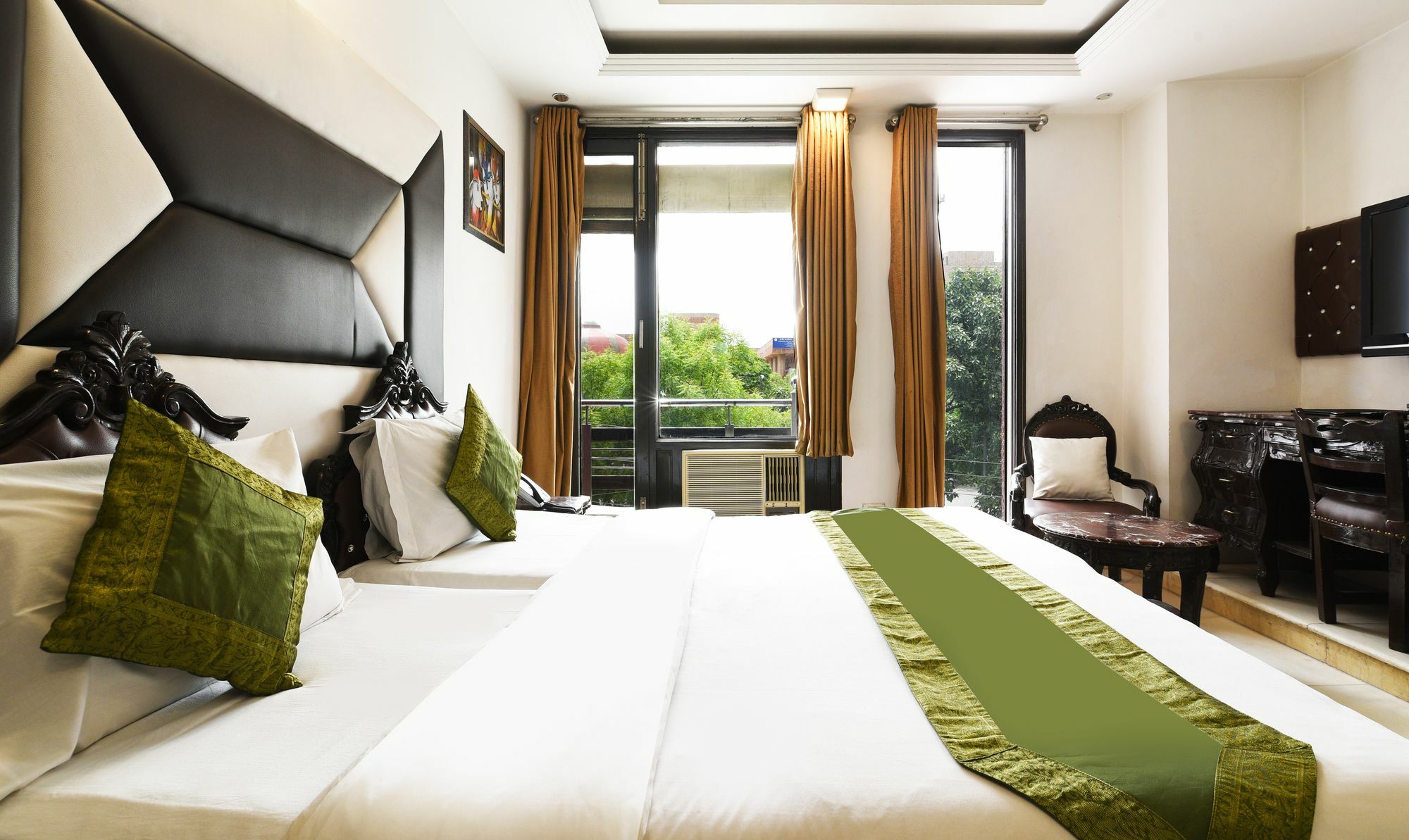 Hotel Baljeet Lodge New Delhi Ngoại thất bức ảnh